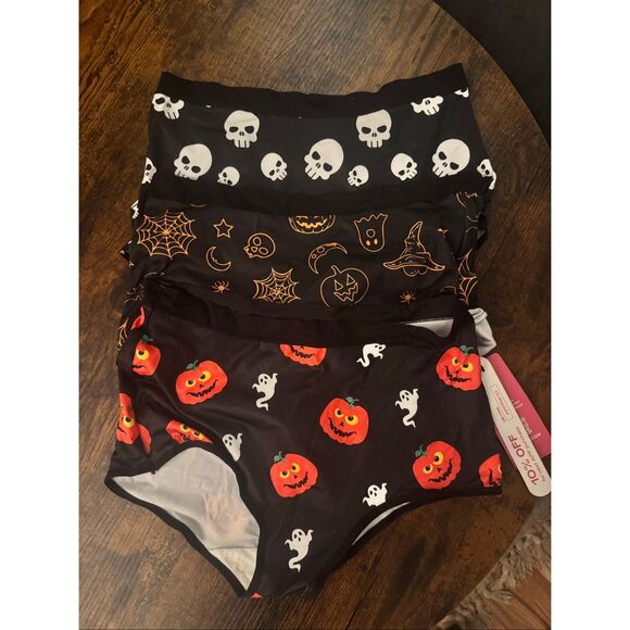 New 3 Pair Booty Shorts Underwear - Picture 2 of 2